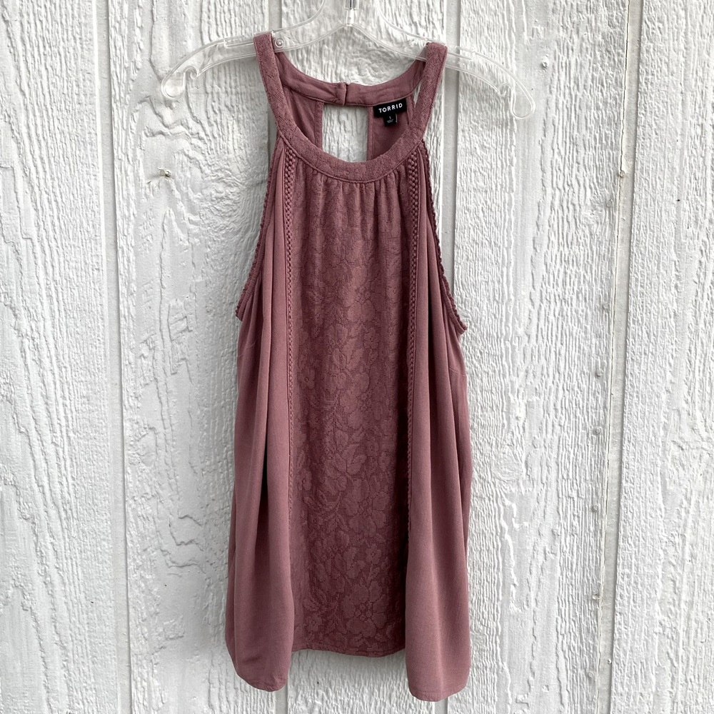 Bundle 3 for 50% off Torrid Dusty Purple Mauve Top with Crocheted Trims